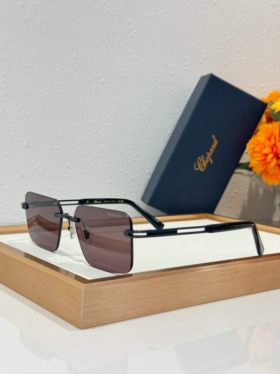 Picture of Chopard Sunglasses _SKUfw80535364fw
